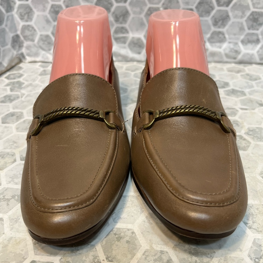 Patricia Nash Fia Leather Flat Loafers in Taupe with Buckle - Size 8 - Picture 2 of 10